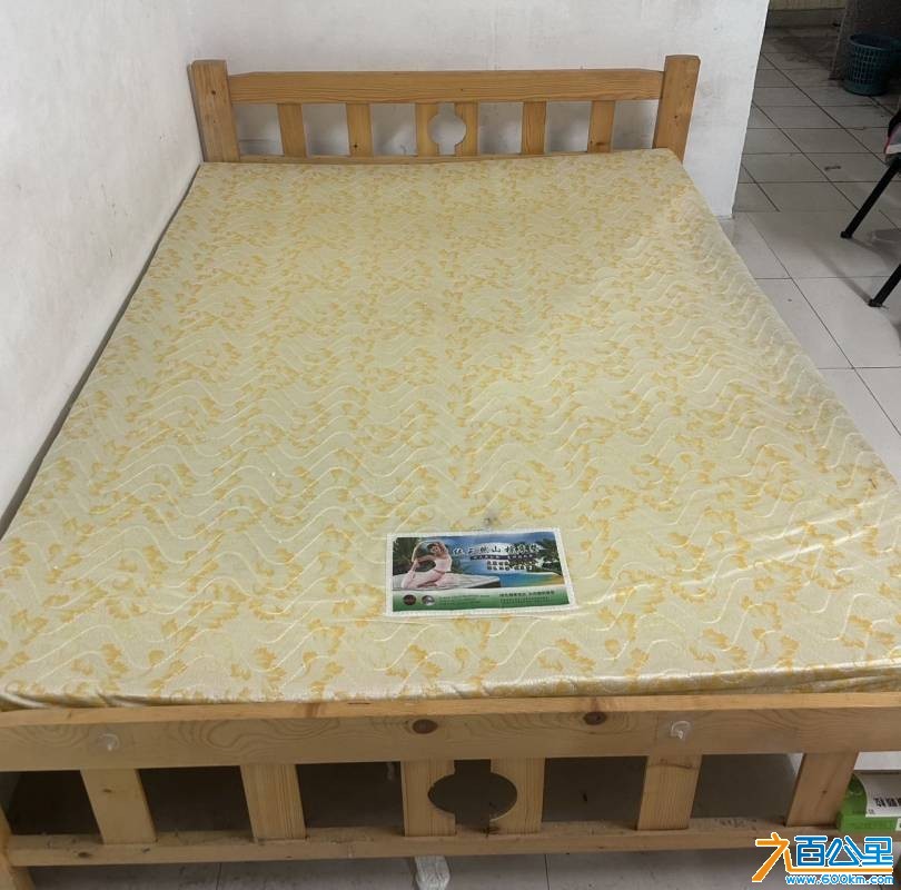1.5米床+床垫，研发公寓21栋，免费送